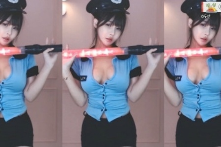 巨大欧美BV：音游玩法很上头，停不下来