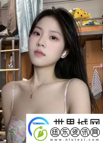 荒诞到极点！一面膜胸口一面吃下部位片段一整个零帧起手-直面暴击-根本没有反应时间！