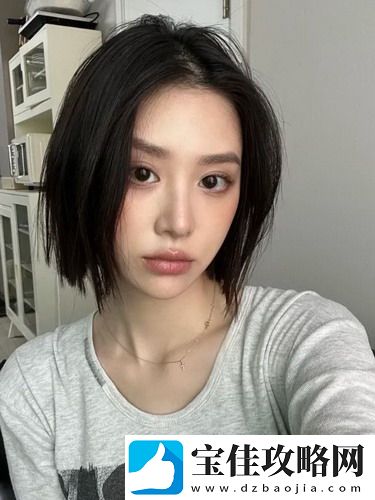 成色18k: 绝佳品质与高雅气质的完美结合，让人惊叹！