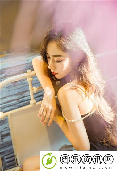 女被-c-黄扒衣服电影引爆舆论-网友：网络暴力越来越严重！