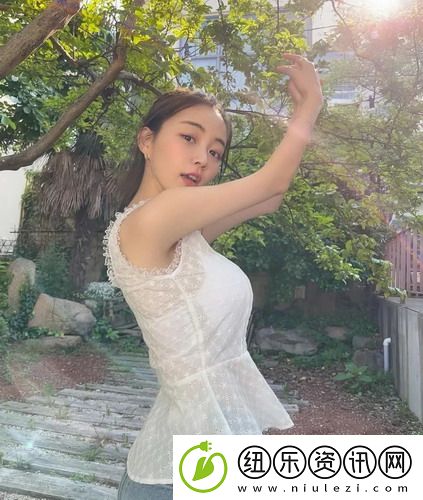 电影《妈妈你真棒》插曲《快来救救我》感动人心：为电影增色，情感为何如此浓烈？